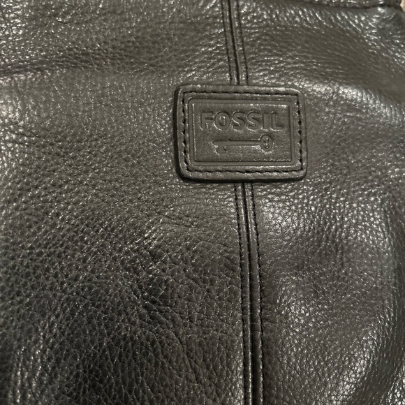 FOSSIL Small Crossbody Hobo Purse Bag Black Soft Genuine Leather Card Pocket - Picture 2 of 9